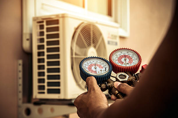 Professional Hvac technician working in Pine City, MN
